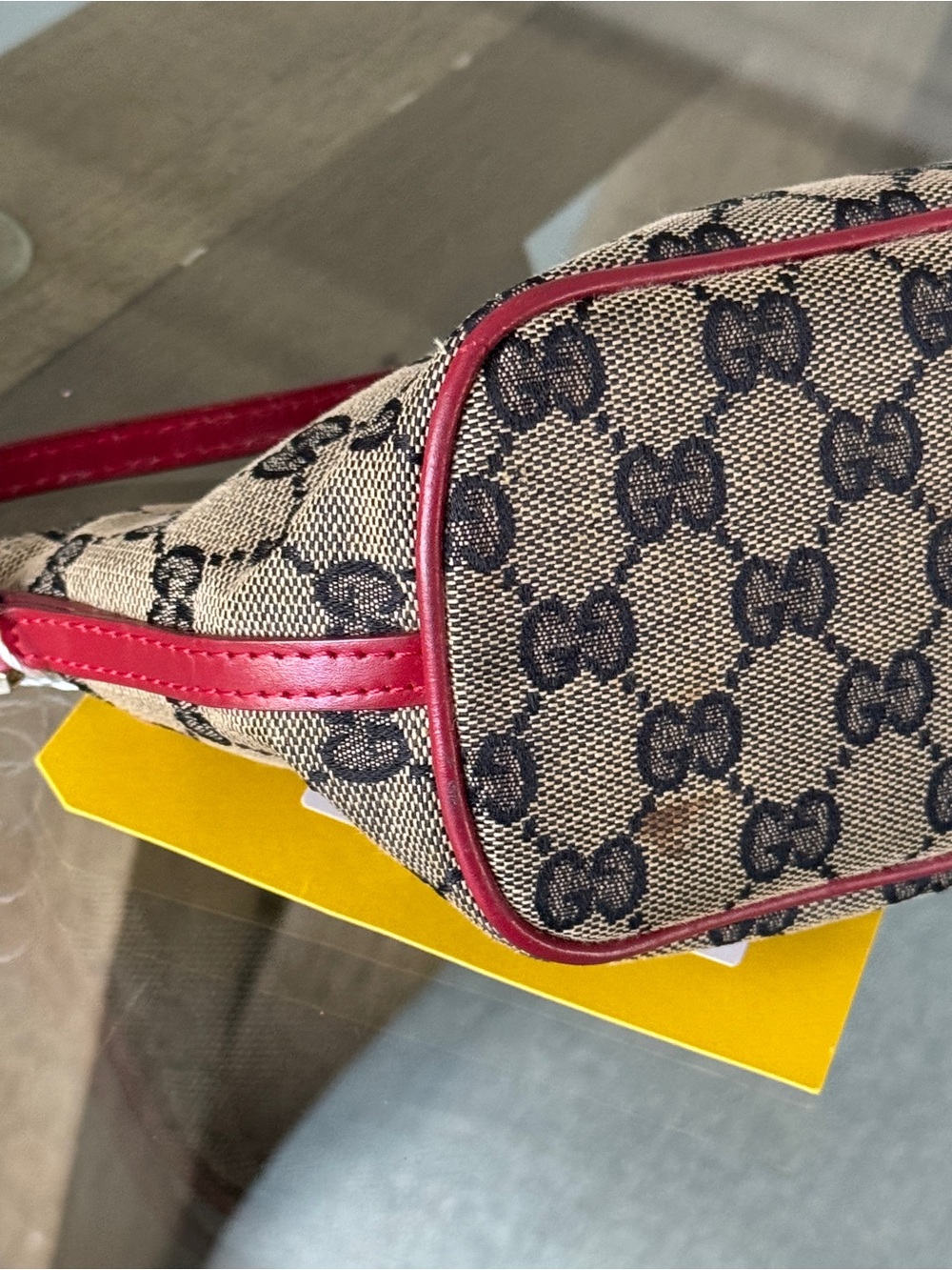 GUCCI GG CANVAS Vintage Boat Pochette Grey/Red - Picture 5 of 12